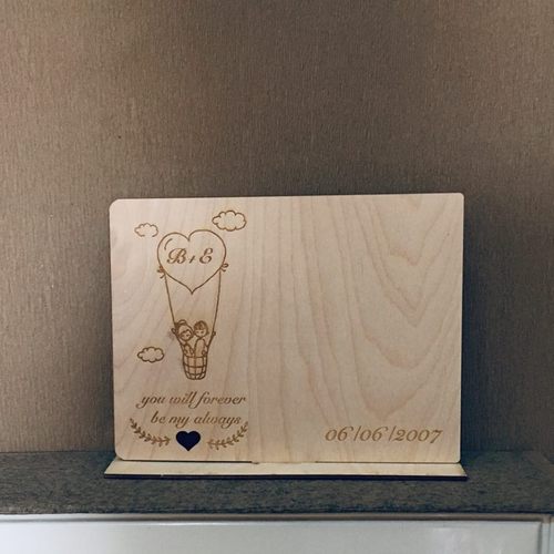 Photo frame with engraved design or text of your choice