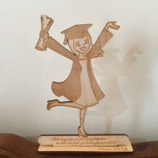 Wooden graduation gift with engraved text of your choice