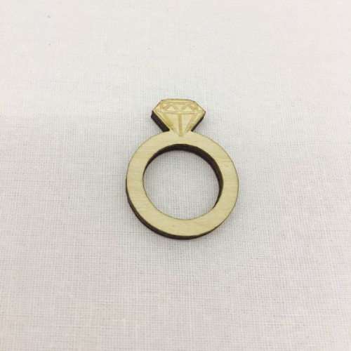 Wooden wedding bomboniere ring Wooden wedding bomboniere ring