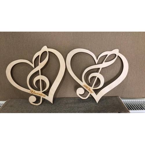 Wooden hearts with sol keys Wooden hearts with sol keys