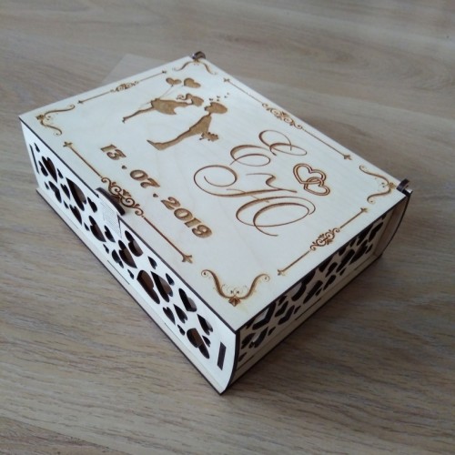 Wooden wedding memory box Wooden wedding memory box