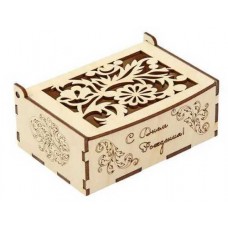 Wooden jewelry box 
