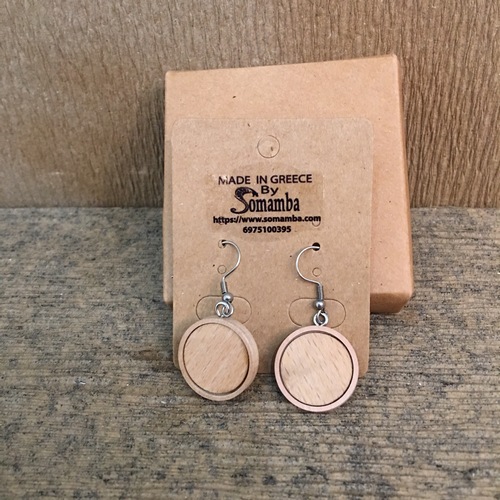 Wooden jewellery with two kinds of wood
