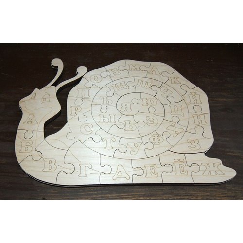 Wooden snail puzzle Wooden snail puzzle