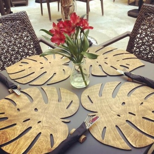 Wooden coasters – leaves Wooden coasters – leaves