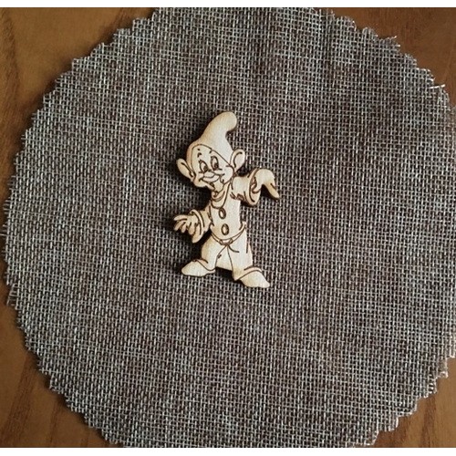 Wooden dwarf for keyring or magnet Wooden dwarf for keyring or magnet