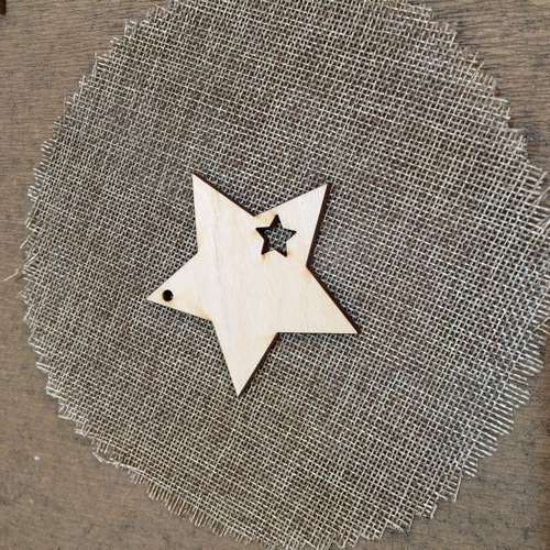 Wooden figure for keyring or magnet Star