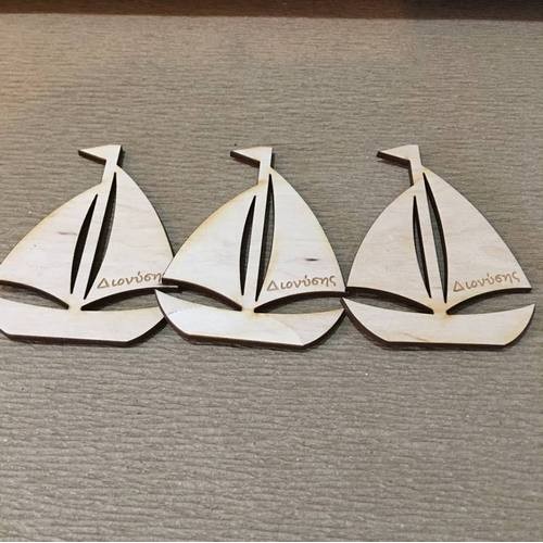 Wooden ship for keyring or magnet Wooden ship for keyring or magnet