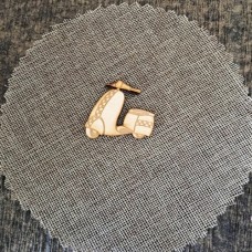 Wooden motorcycle for keyring or magnet