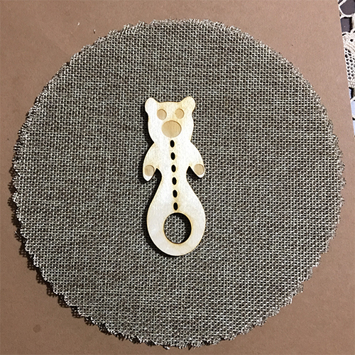 Wooden ratte for keyring or magnet Wooden ratte for keyring or magnet