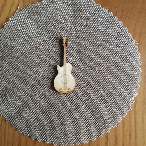 Wooden electric guitar for keyring or magnet Wooden electric guitar for keyring or magnet