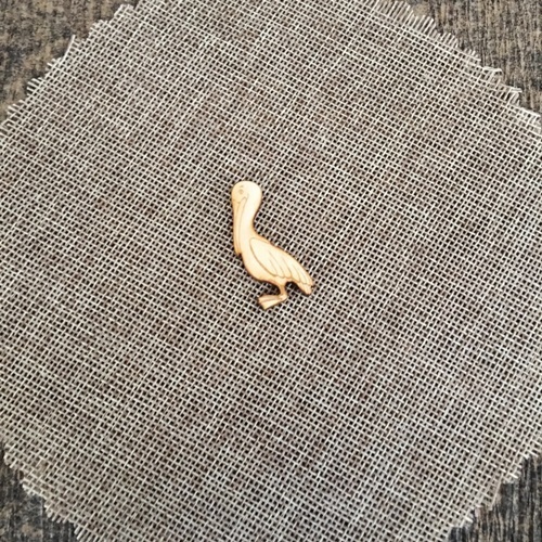 Wooden Pelican for keyring or magnet Wooden Pelican for keyring or magnet