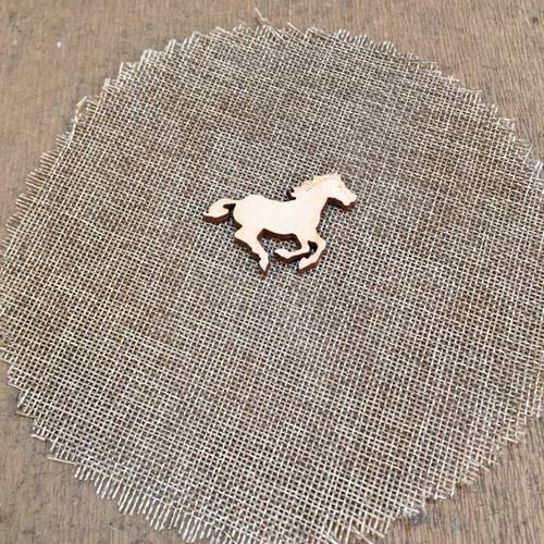 Wooden horse for keyring or magnet Wooden horse for keyring or magnet