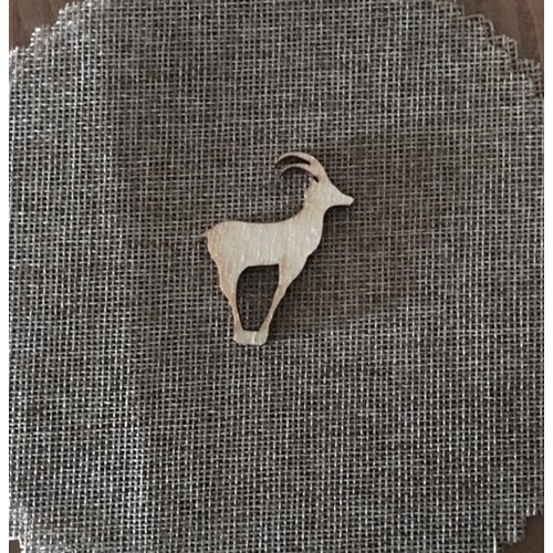 Wooden deer for keyring or magnet Wooden deer for keyring or magnet