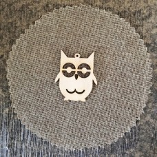 Wooden owl for keyring or magnet