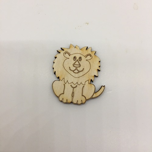 Wooden lion for keyring or magnet