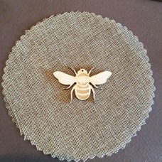 Wooden bee for keyring or magnet