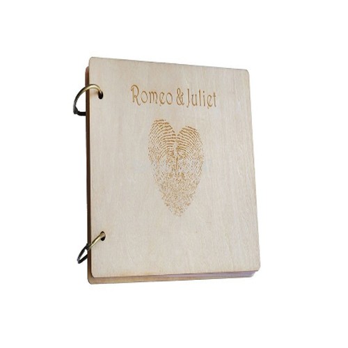 Wooden wish book Romeo and Juliette Wooden wish book Romeo and Juliette