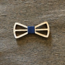 Wooden child bow tie