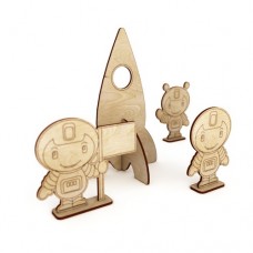 Wooden set with rocket and astronauts