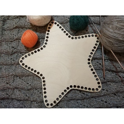 Wooden star with perimetrical holes Wooden star with perimetrical holes